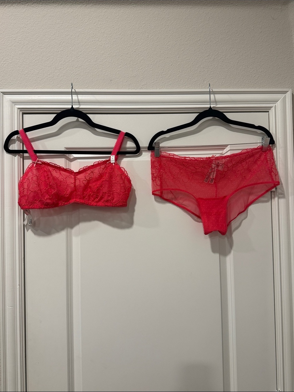 PINK Victoria's Secret Wink Unlined Scoop Bralette SET! 2 PCS Size Large NWT